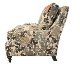 $1445 USD     Norwalk Custom Kent Floral Club Chair TH154-16      Description:  The updated styling on this chair mixed with the light upholstery make it a standout in the room.  Sweep arm, straight seat cushion and painted feet giving it style and flair yet it remains that most comfortable spot to curl up with a book or glass of wine at the end of the day. 
Condition: New - Interior Design Studio Floor Sample
Dimensions: 43 x 40 x 38"H 
Seat: W25, D23, H22
Arm Height: 28
Local pick up Lake Oswego, OR.  Showroom with main floor acce     https://goodbyhello.com/products/copy-of-norwalk-chip-linen-square-coffee-table-thd-15?_pos=1&_sid=f9cbd366d&_ss=r