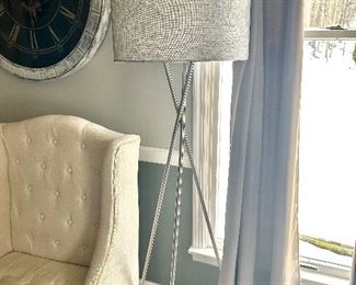 Contemporary chrome wire floor lamp