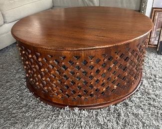 Bornova hand crafted, mango wood, coffee table