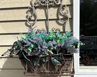 Outdoor planter
