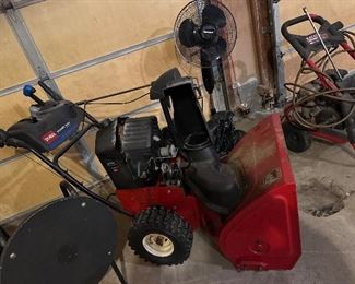 Toro Snow Blower (Needs a Belt)