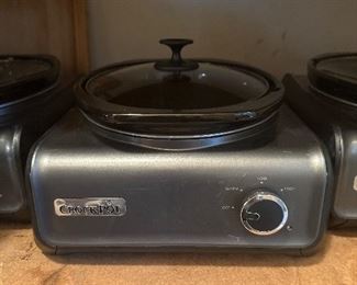 3 mini, portable crockpots