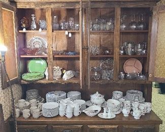 Dishes/Glassware/Crystal