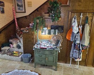 Mid-Century Dry Sink