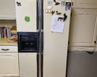 Kenmore Side by Side Refrigerator Freezer - '92