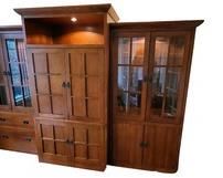 $1000 USD      Large Lighted Computer Wall Desk Hutch Bookcases KL168-14      Description: Need a workspace for your laptop, but don't want to lose the upscale, luxurious look for your office? Gorgeous desk with doors and lateral bookcase and peripherals cabinets.  This library desk and hutch is a great answer that gives you the perfect space for your laptop plus open shelving for book storage space to display your favorite personal items. This is quality!  Solid eastern hard rock maple doors and drawer fronts.  English dovetail drawers.  Birch lacquered drawers. Halogen can light. Adjustable glass shelves. The best part about this large laptop bookcase desk is that it maintains the beautiful detailing and warm depth of the collection, so it creates a full wall unit and bookcase storage unit for your home office that will transform your space into a luxurious traditionally designed personal library and workspace.
Dimensions:  130"L x 23"W x 84"H
Condition: Very good condition.
Local