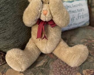 10” Peekaboos Bear