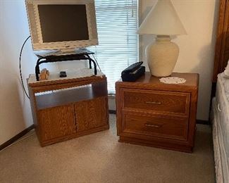 Broyhill Side Table - There are 2 two of these
And TV stand