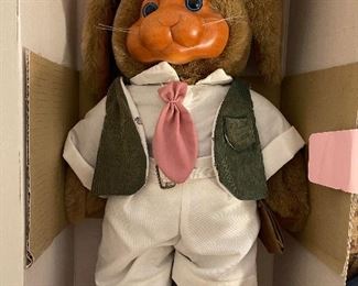 16” Raikes Bear 1988
Signed by Robert Raikes
NN 3801 / 7500
#20399 Mr Nickleby