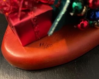 10” Raikes Bear 
Garland 
Signed 18 / 50