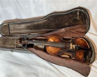 Lot 5 4 Bid(s)
Master Maker Violin, Professional Grade, w/ Documents