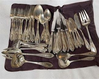Lot 68 1 Bid(s)
STERLING Silver Set of 6 piece Setting Set of 8 with 9 Serving Access. (57 Pcs)