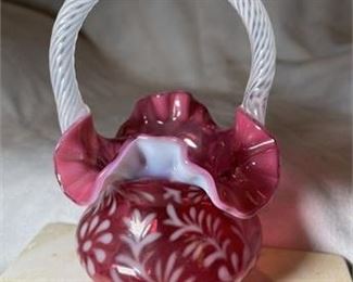 Lot 73 17 Bid(s)
Bill Fenton Cranberry Scalloped WEDDING basket with Rare Braided Handle 8"