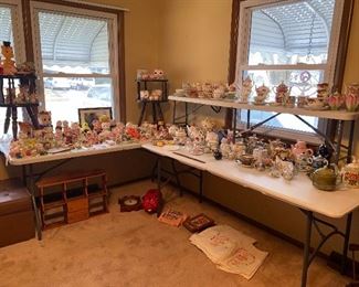 Pig collection, bobble head, piggy banks, banks, figurines, salt and pepper shakers, bags, miniature and more —- tea for one collections 