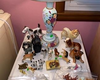 Vintage porcelain dogs and plastic dogs 