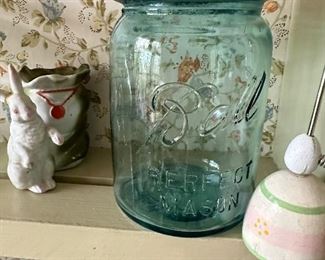 Vintage Ball jar with zinc lid