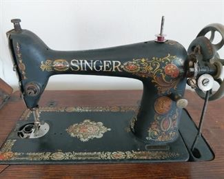 Antique Singer Sewing Machine 