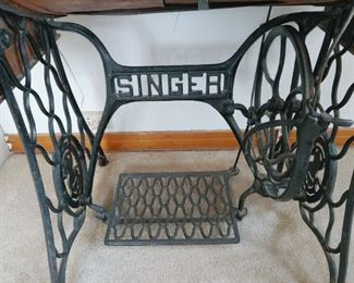 Antique Singer Sewing Machine 