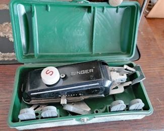 Vintage Singer button hole attachment