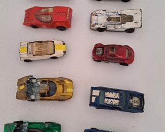 Bunches...I count 10 in this pic