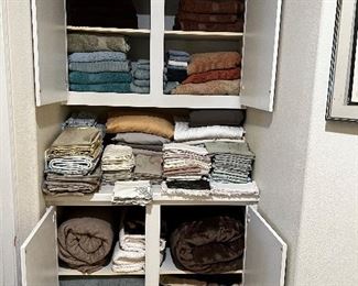 Blankets, Towels & King Size Sheets