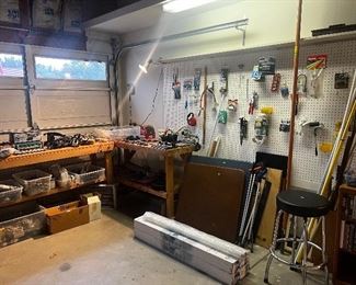 Garage Items, tools, work benches