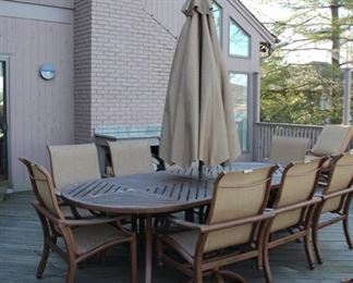 Castelle patio table, chairs & umbrella