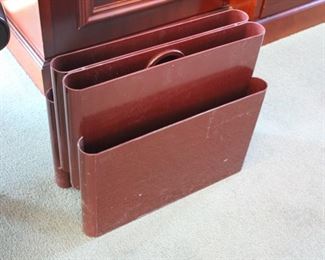 Kartell magazine rack by Giotto Stoppino