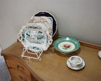Antique porcelains