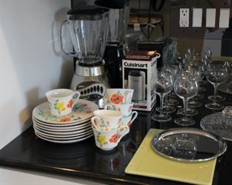 Kitchen wares - small appliances