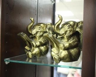 Craftsman pair elephant bookends