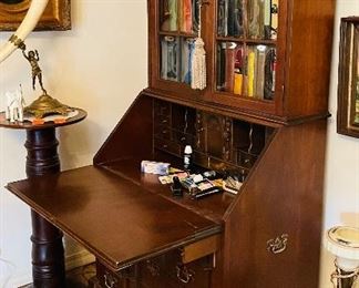 $395 Drop front secretary 36x70x22 on glass crack left corner 