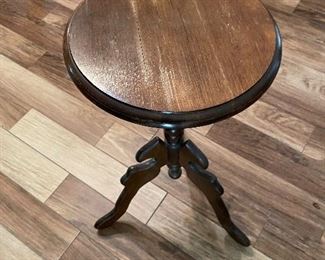 $36 Small table stand 