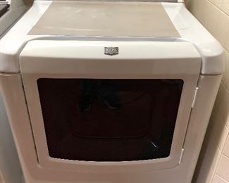 $800 Maytag washer & dryer set 