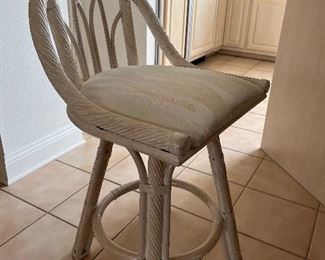 48 - $150  4 counter bar stools swivel cream wicker (not perfect) 22x36 24" to seat