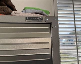 95 - $175 EACH	Garage full door Ultra HD Seville cabinet  x (5) 72x36x18 (new $399.00)	
