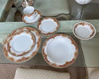 101 - $250 	Mikasa fine china Amherst 5874		
