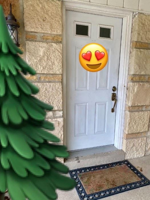 Welcome to our South Milwaukee Collectors Treasure Trove Sale:)