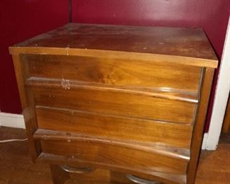 Mid-Century Modern Dovetail Nightstand
