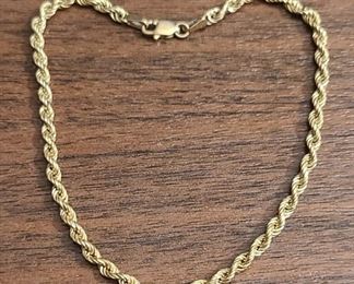 10k yellow gold chain bracelet