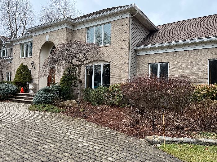 GEM DE LA GEM MOVING SALE IN RIO VISTA MAHWAH... starts on 3/10/2023