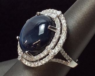 14KT WHITE GOLD BLUE SAPPHIRE & DIAMOND RING SIZE 7, 25.55ct SAPPHIRE, 1.39ct DIAMONDS, 11.9g, IAS APPRAISAL $6790,