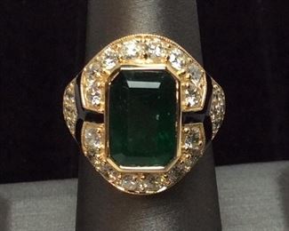 18KT GOLD EMERALD & DIAMOND RING 5.26ct EMERALD 1.83ct DIAMONDS 10.5g, SIZE 7, GGA APPRAISAL $23,720,