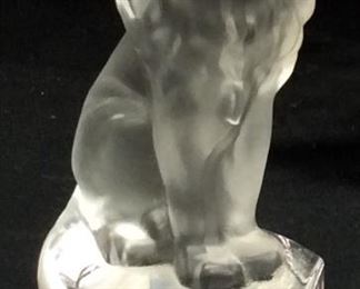 FROSTED GLASS LION FIGURINE BY NACHTMANN
