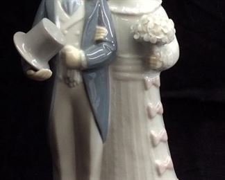 LLADRO PORCELAIN ‘WEDDING’ FIGURINE WITH BOX