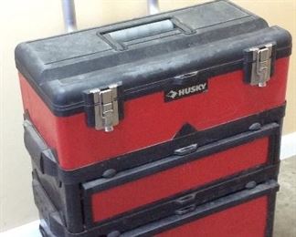 ROLLING TOOL CHEST