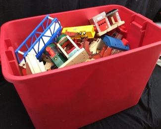 LARGE LEARNING CURVE TRAIN SET