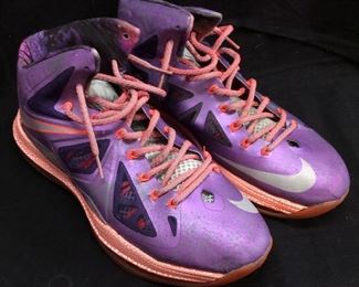 NIKE LEBRON JAMES X ALL STAR BASKETBALL SIZE 11, USED
