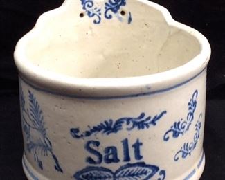 VTG. BLUE DECORATED WALL MOUNT SALT TUB