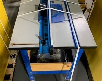 KREG ROUTER w FEATHER TOOLS